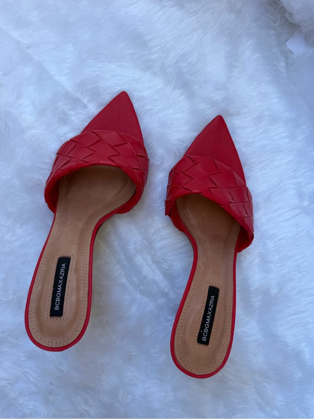 BCBGMAXAZRIA Red Woven Pointed-Toe Slide Flats - Picture 2 of 5